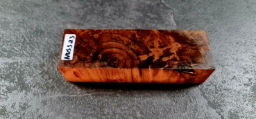 Stocked walnut (Nuss23)