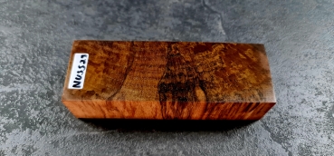 Stocked walnut (Nuss29)