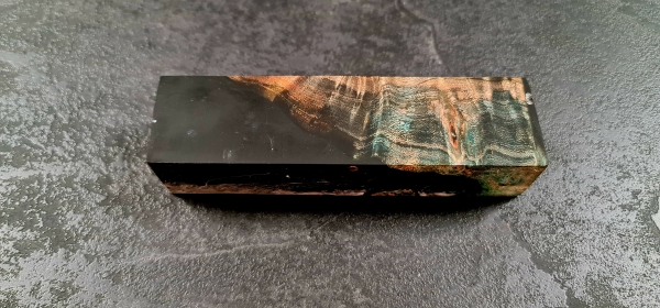 Hybrid wood (HY16) blue/orange stabilized burl poplar 