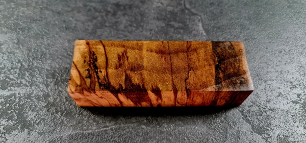 Stocked walnut (Nuss43)